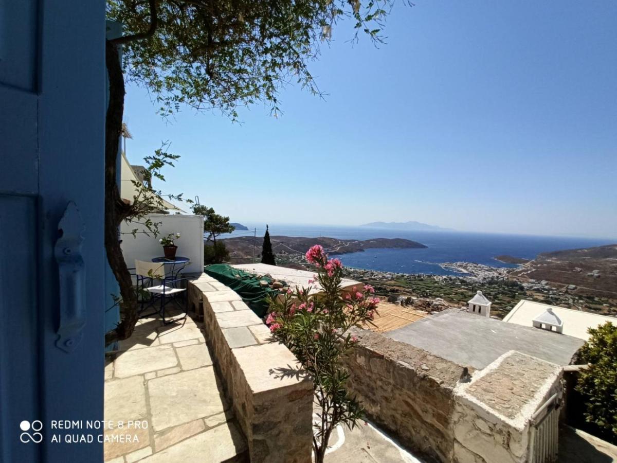 Вилла Traditional Stone House With Breathtaking View Serifos Town Экстерьер фото