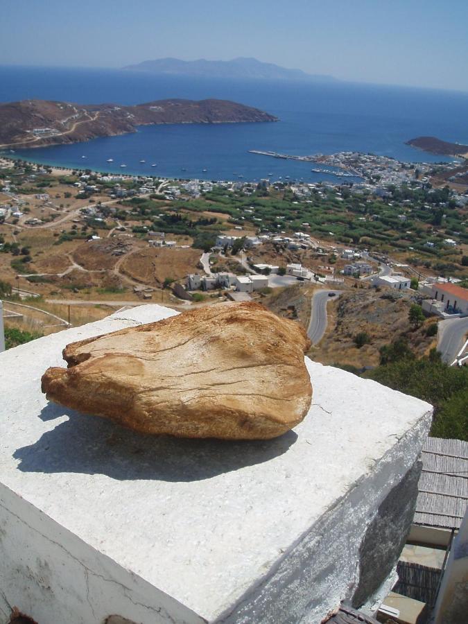 Вилла Traditional Stone House With Breathtaking View Serifos Town Экстерьер фото